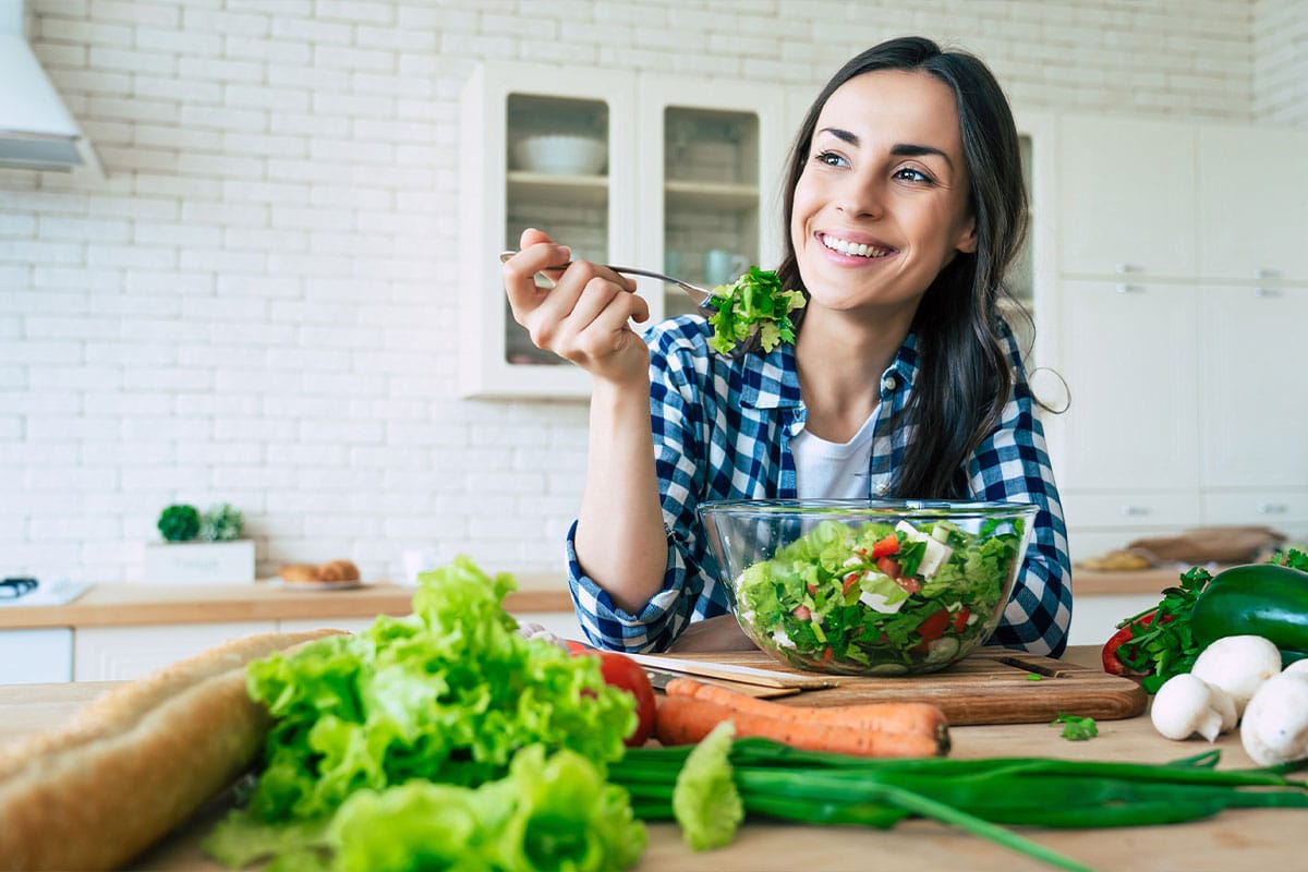 blog-can-supplements-help-manage-stress-and-emotional-eating-